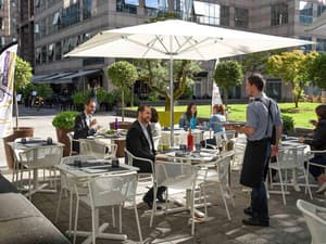 thumbnail: Restaurant
