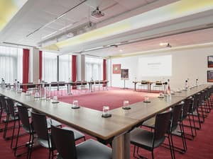 thumbnail: Business center