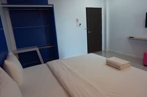 thumbnail: Room