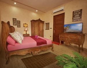 thumbnail: General view