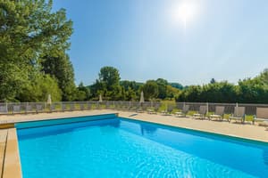thumbnail: Outdoor pool
