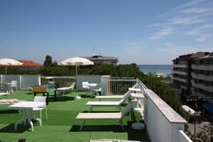 thumbnail: Terrace/patio
