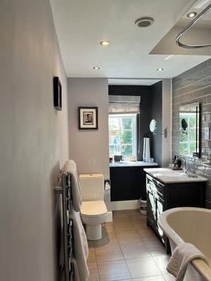 thumbnail: Bathroom