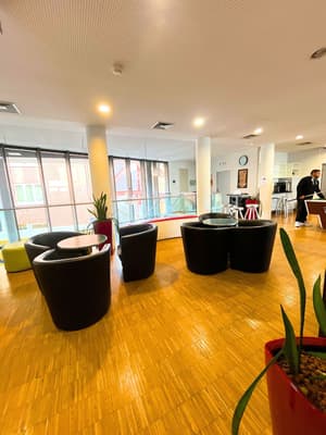 thumbnail: Lobby sitting area