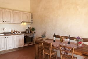 thumbnail: In-room dining