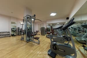 thumbnail: Gym