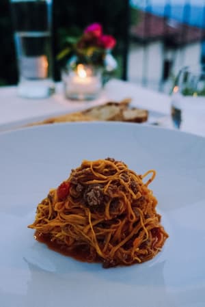 thumbnail: Restaurant