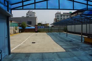 thumbnail: Parking