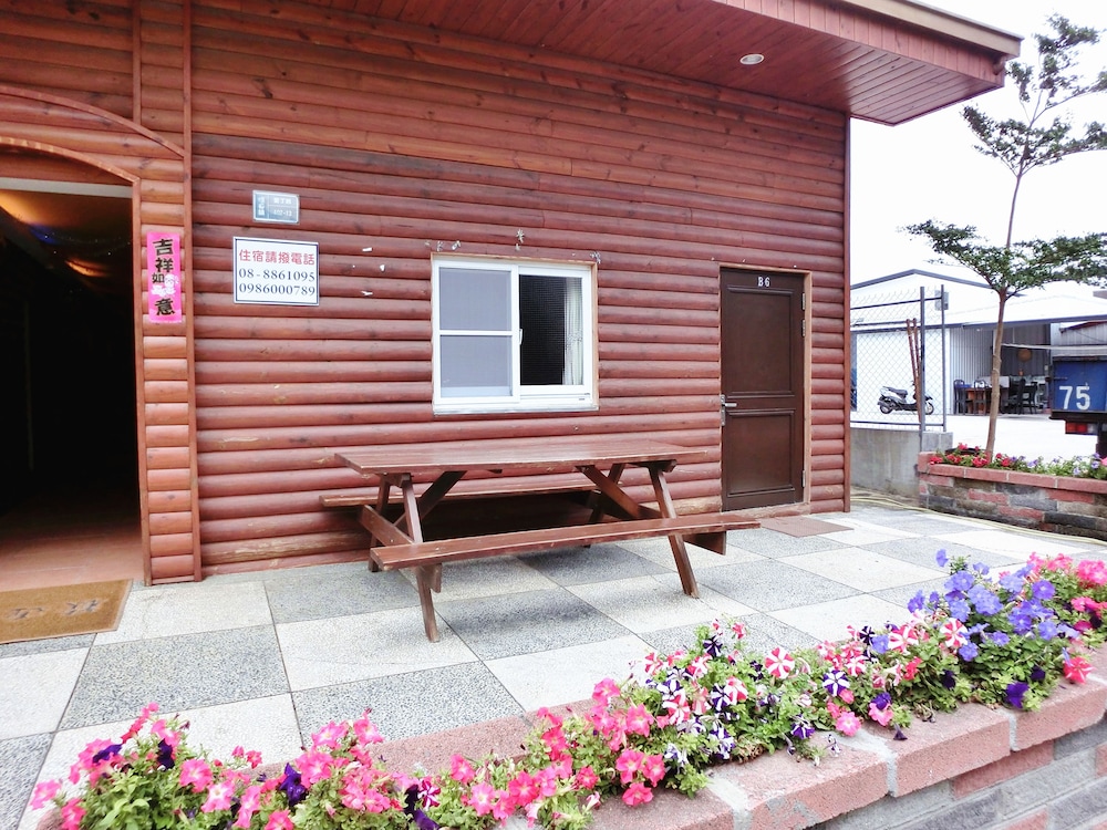 BBQ/picnic area