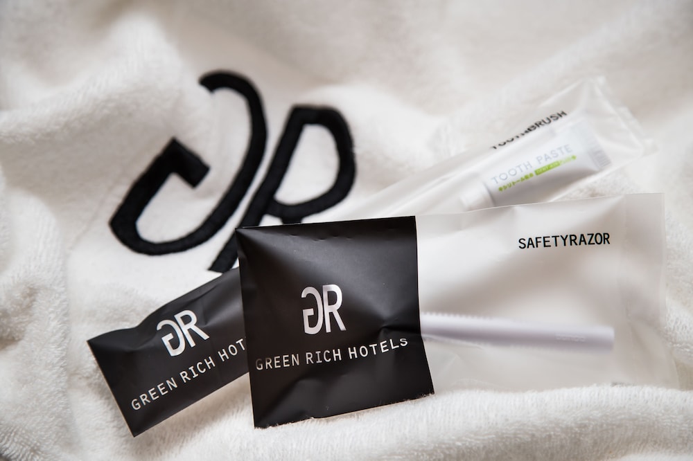 Bathroom amenities