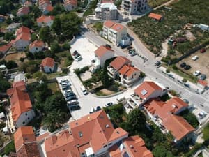 thumbnail: General view