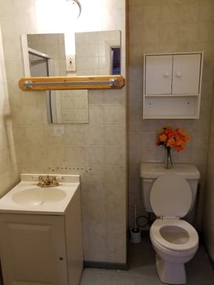 thumbnail: Bathroom