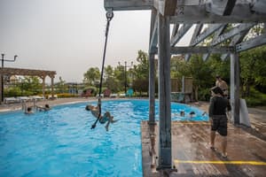 thumbnail: Aqua center