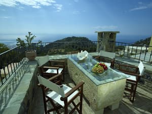 thumbnail: Terrace/patio