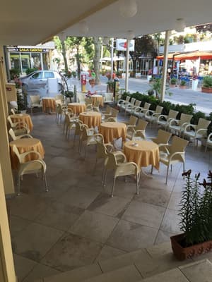 thumbnail: Terrace/patio
