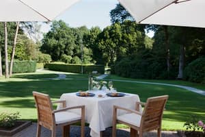 thumbnail: Restaurant terrace