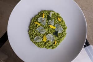 thumbnail: Restaurant