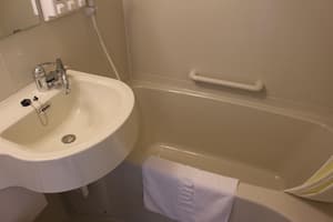 thumbnail: Bathroom