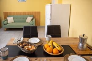 thumbnail: Dining room