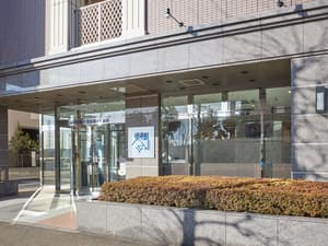 thumbnail: Property entrance