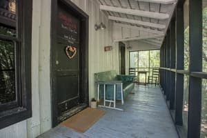 thumbnail: Terrace/patio