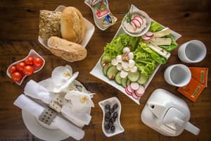 thumbnail: Room service - dining