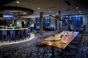 thumbnail: Bar (on property)