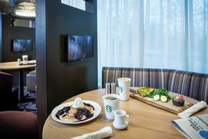 thumbnail: Restaurant
