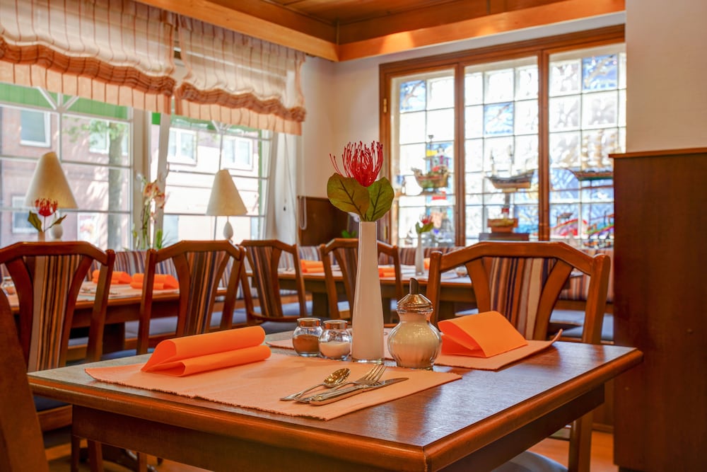 Restaurant-cafeteria