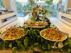 thumbnail: Buffet