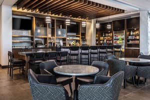 thumbnail: Bar (on property)