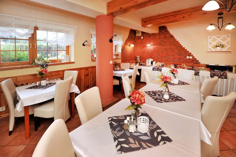 Restaurant-cafeteria