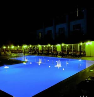 thumbnail: Pool