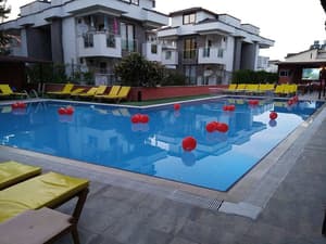 thumbnail: Outdoor pool