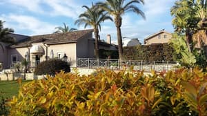 thumbnail: Exterior