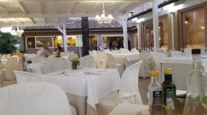 thumbnail: Breakfast area