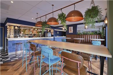 Dining,Dining Area,Restaurant,On-Site