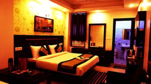 thumbnail: Interior