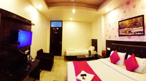 thumbnail: Interior