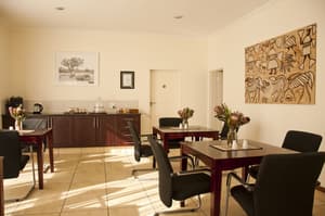thumbnail: Breakfast area