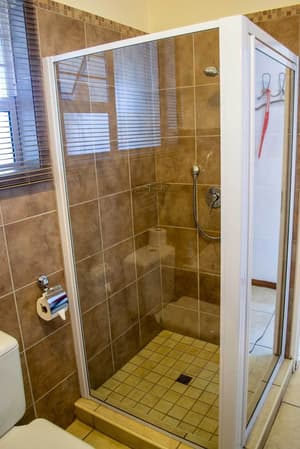 thumbnail: Bathroom shower