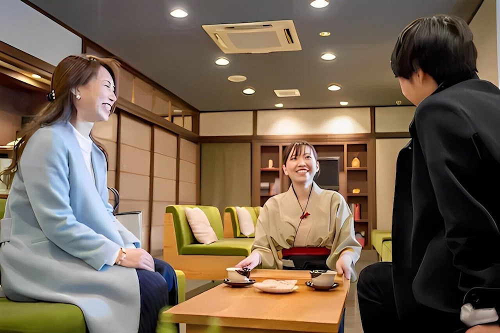 Check-in/check-out kiosk