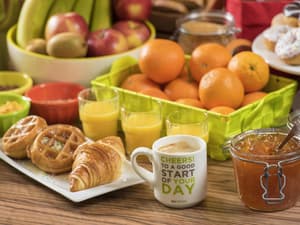 thumbnail: Breakfast area