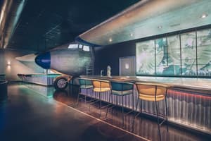 thumbnail: Sports bar