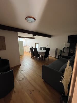 thumbnail: Living area