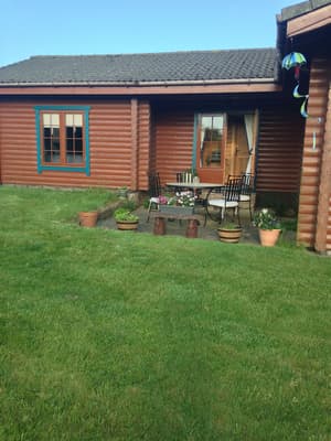 thumbnail: Exterior