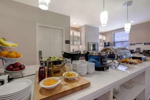 thumbnail: Breakfast area