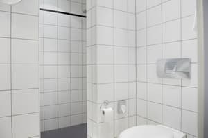thumbnail: Bathroom amenities