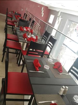 thumbnail: Restaurant