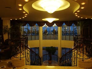 thumbnail: Lobby